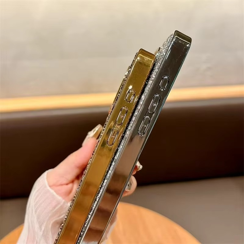 Luxury Rhinestone Diamond iPhone Case — Shockproof Protective Cover, Anti-Fingerprint, Anti-Scratch, Washable, Non-Slip, Glitter Finish, Half-Wrapped Design