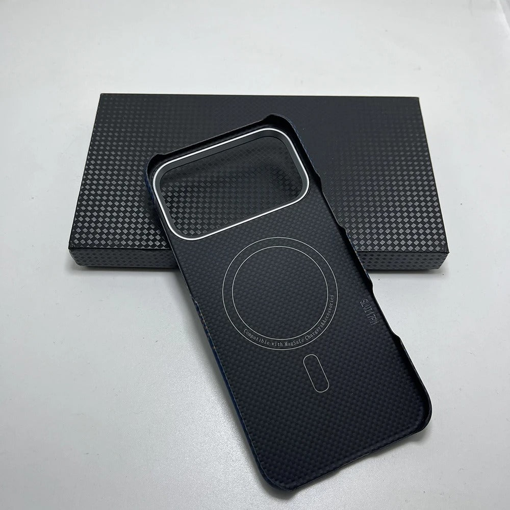 Luxury iPhone Case — Aramid Carbon Fiber MagSafe Cover with Ultra-Lightweight Half-Wrapped Protection and Durable Scratch-Resistant Texture