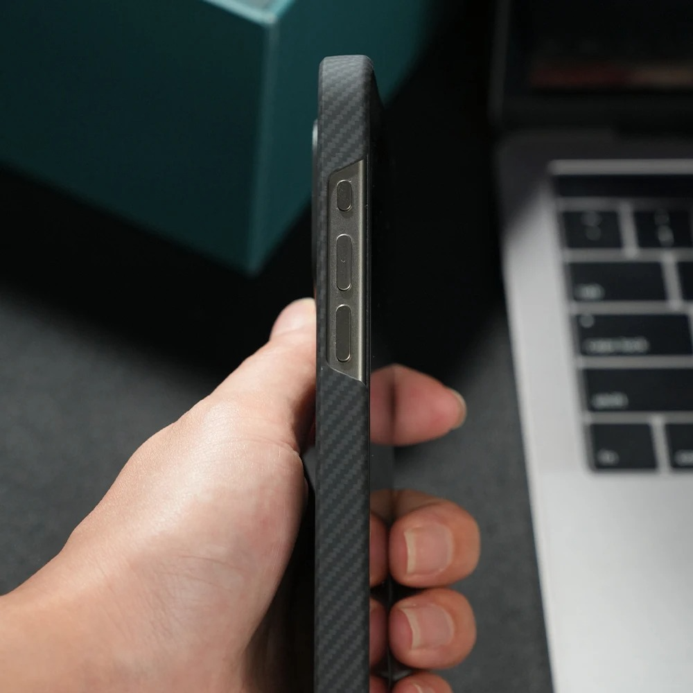 Premium Carbon Fiber iPhone Case — Half-Wrapped MagSafe Compatible, Shockproof, Anti-Fingerprint, Anti-Scratch, Non-Slip, Textured Kevlar Finish