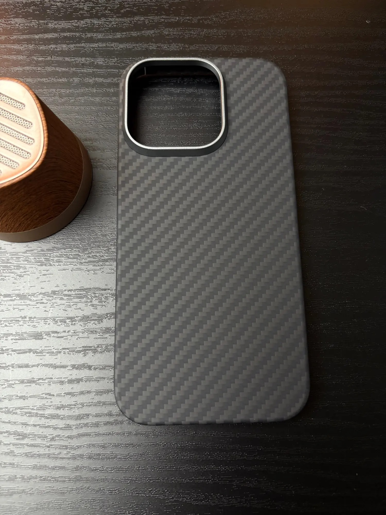 Premium Carbon Fiber iPhone Case — Half-Wrapped MagSafe Compatible, Shockproof, Anti-Fingerprint, Anti-Scratch, Non-Slip, Textured Kevlar Finish