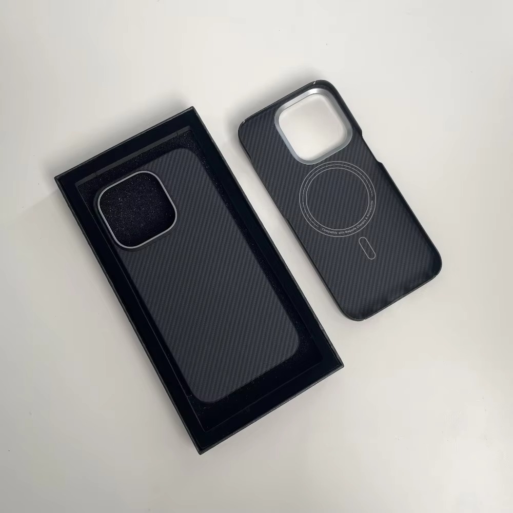 Premium Carbon Fiber iPhone Case — Half-Wrapped MagSafe Compatible, Shockproof, Anti-Fingerprint, Anti-Scratch, Non-Slip, Textured Kevlar Finish
