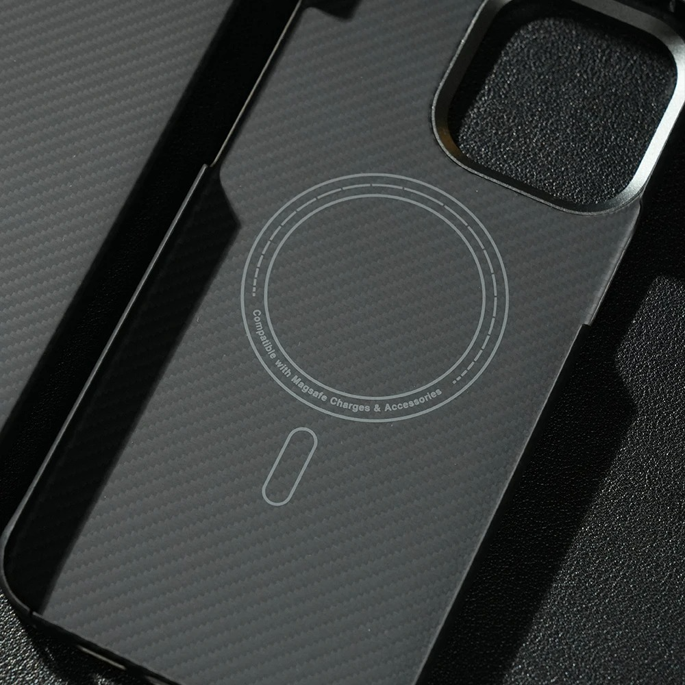 Premium Carbon Fiber iPhone Case — Half-Wrapped MagSafe Compatible, Shockproof, Anti-Fingerprint, Anti-Scratch, Non-Slip, Textured Kevlar Finish