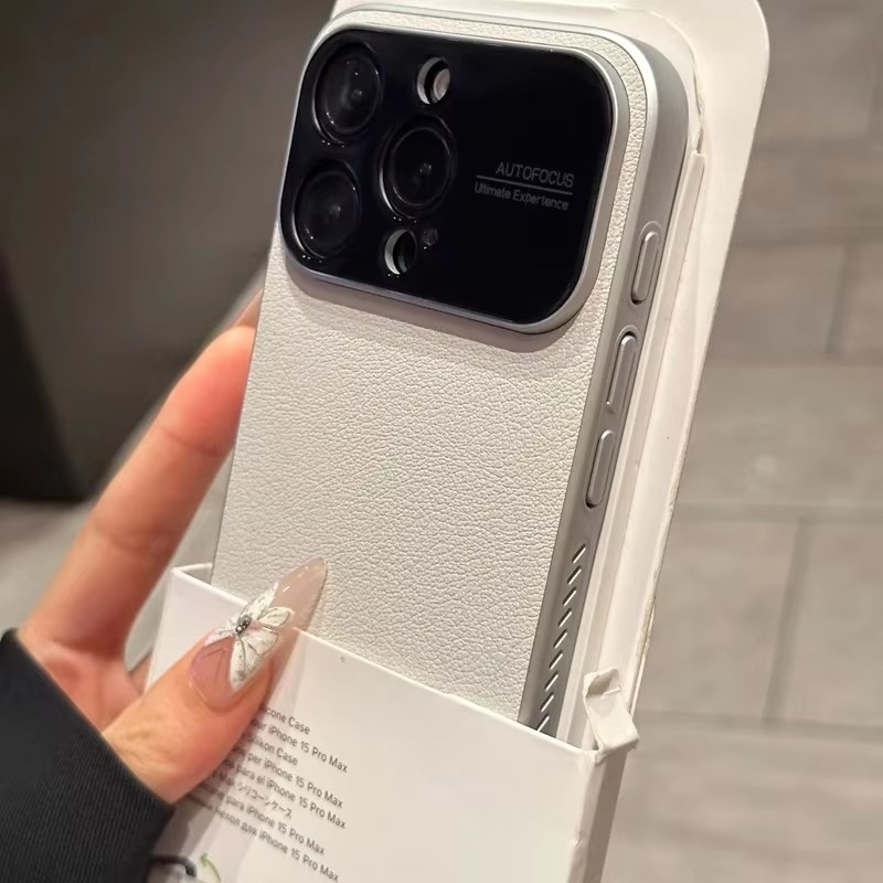 Premium Magnetic iPhone Case — Plain Leather Design with Built-In Strong Magnets, Heat Dissipation Holes, Anti-Fingerprint & Scratch-Resistant Protective Cover