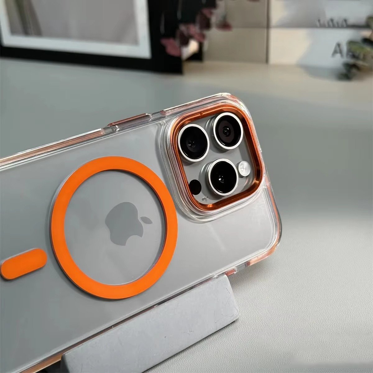 Luxury Magnetic Clear iPhone Case — Shockproof Air Cushion Bumper, MagSafe Compatible, Wireless Charging, PC + TPU, Anti-Scratch, Non-Slip