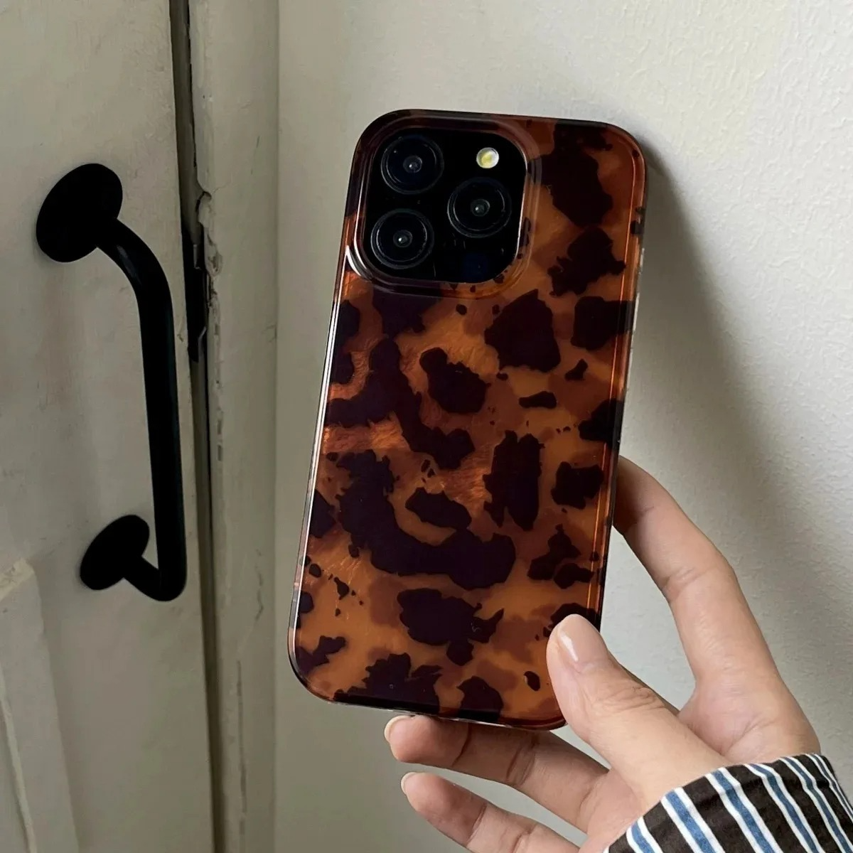 Luxury Retro iPhone Case — Amber Laser Pattern, Shockproof Soft PC+TPU Half-Wrapped Cover with Non-Slip Protection