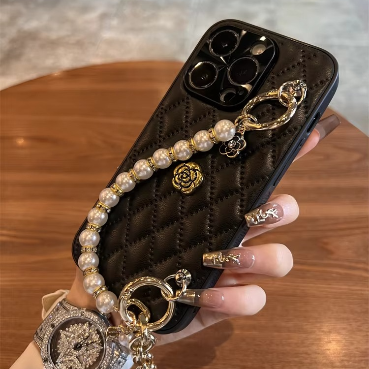 Luxury iPhone Case Leather Cover with Chain — High Quality Protective Design, Card Pocket Holder, Shockproof Anti-Fingerprint Scratch-Resistant Finish