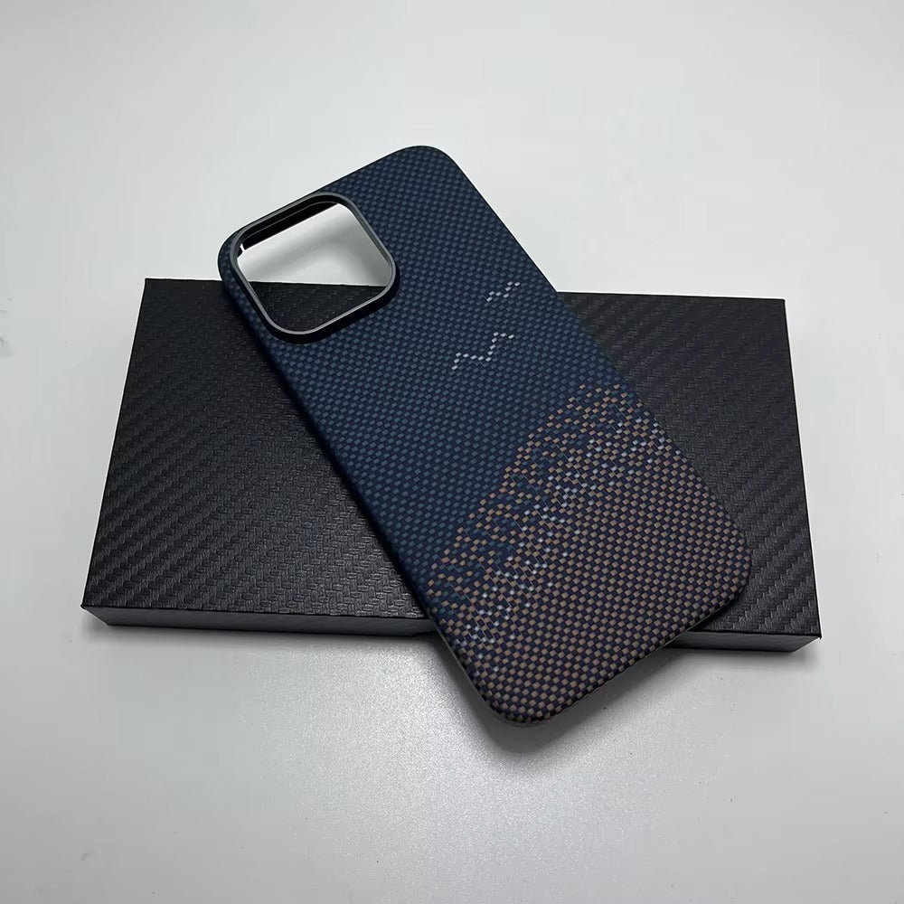 Luxury iPhone Case — Aramid Carbon Fiber MagSafe Cover with Ultra-Lightweight Half-Wrapped Protection and Durable Scratch-Resistant Texture