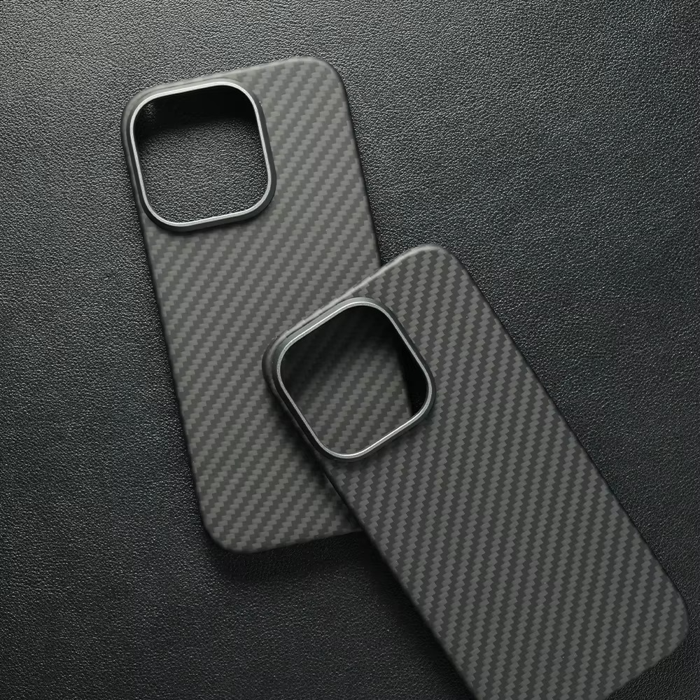 Premium Carbon Fiber iPhone Case — Half-Wrapped MagSafe Compatible, Shockproof, Anti-Fingerprint, Anti-Scratch, Non-Slip, Textured Kevlar Finish