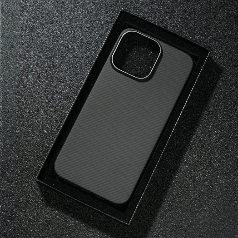 Premium Carbon Fiber iPhone Case — Half-Wrapped MagSafe Compatible, Shockproof, Anti-Fingerprint, Anti-Scratch, Non-Slip, Textured Kevlar Finish