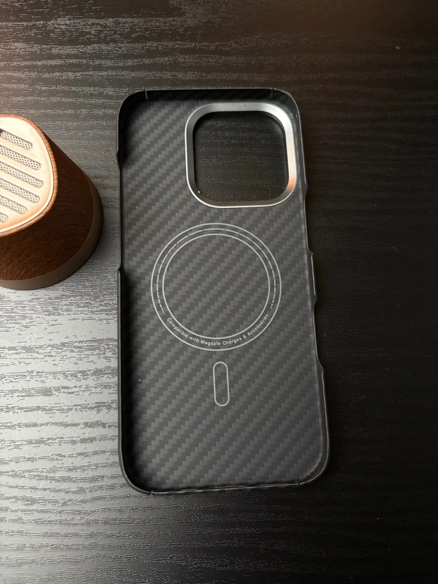 Premium Carbon Fiber iPhone Case — Half-Wrapped MagSafe Compatible, Shockproof, Anti-Fingerprint, Anti-Scratch, Non-Slip, Textured Kevlar Finish